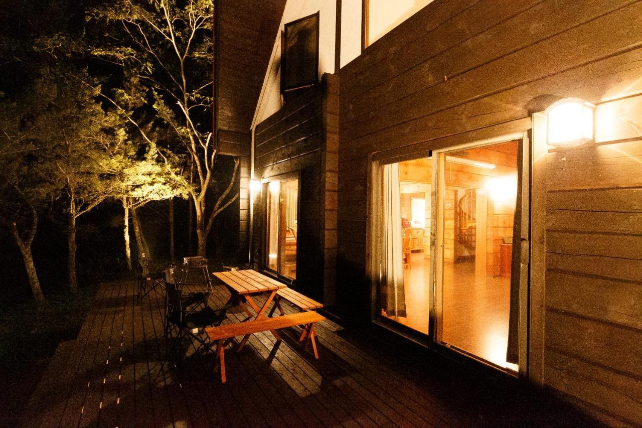 ログハウスせせらぎ Tsuru 外观 照片